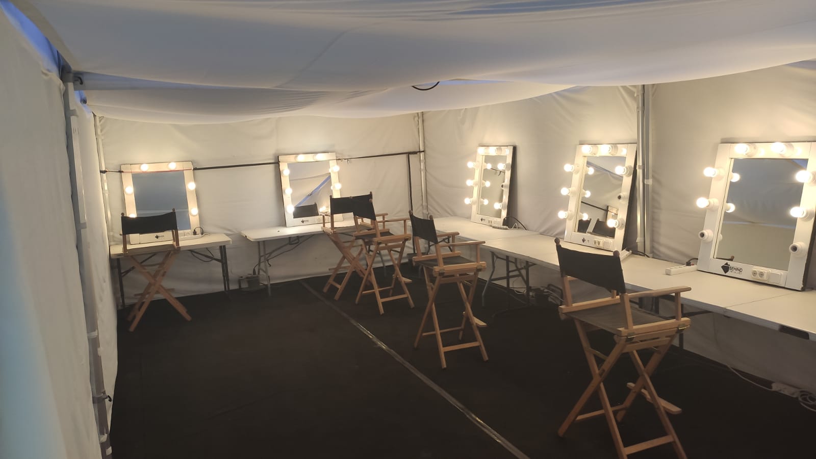 Carpa de vestuario y maquillaje para actores en rodaje